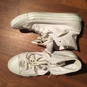 Converse All white edition